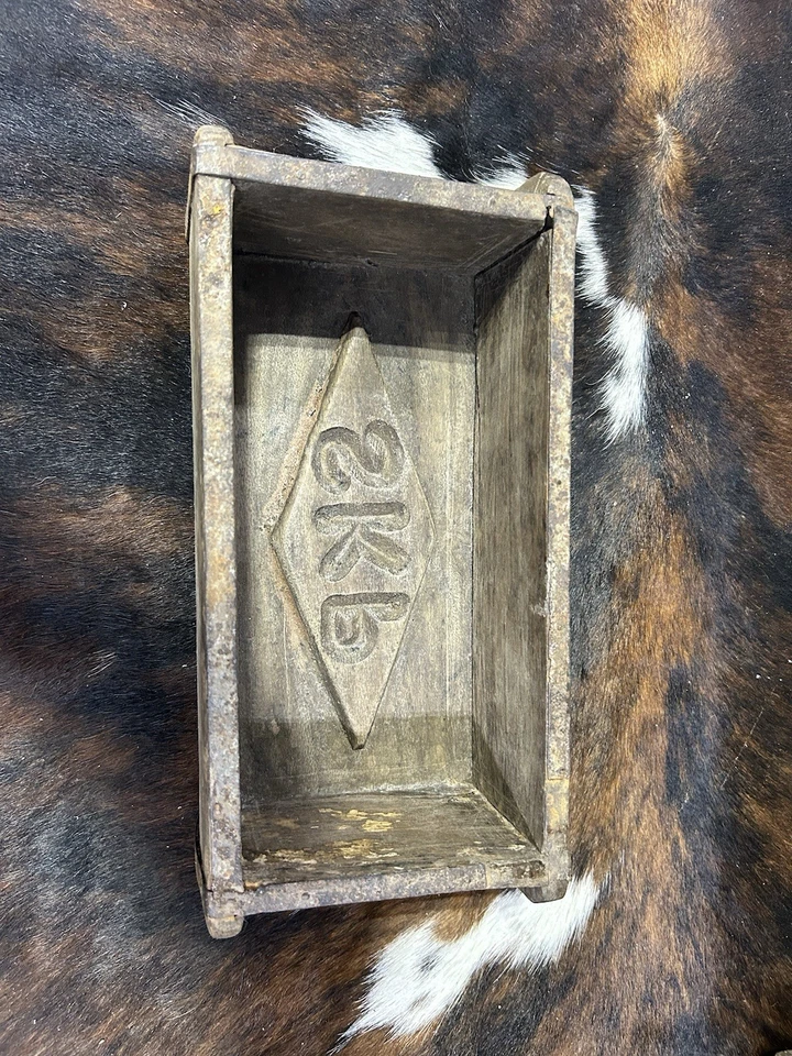 Brick Mold Vintage Inspired Reproduction - Image 3 of 4