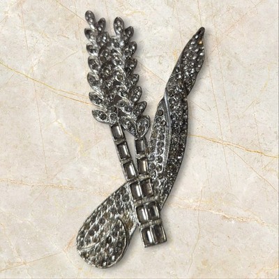 Rhinestone Brooch/Pin  Wheat and Leaf some Dead Stones by Brilliant 