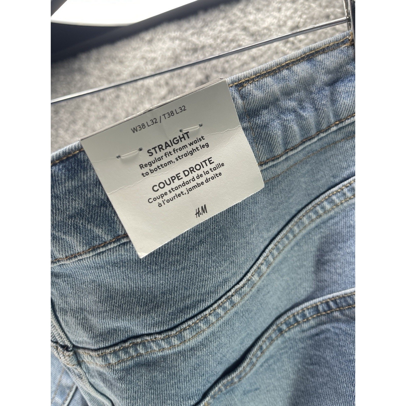 H&M Men’s Size 38x32 Jeans Straight Regular Fit Denim Classic Light Blue Wash thumbnail 3