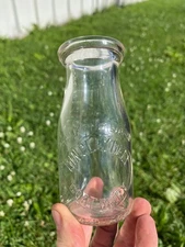 Vintage Dingley Dell Half Pint Bottle Goat Dairy Stepney Conn Ct Monroe