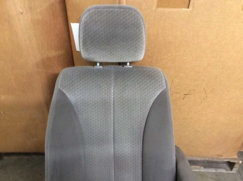 Asiento cubo derecho pasajero delantero tela topo se adapta a Chrysler Pacifica 2004-2008 Foto 2 de 4