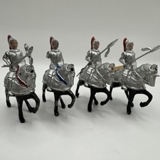 Vintage Lead Toy Soldiers Mounted Medieval Knights Lot of 4
