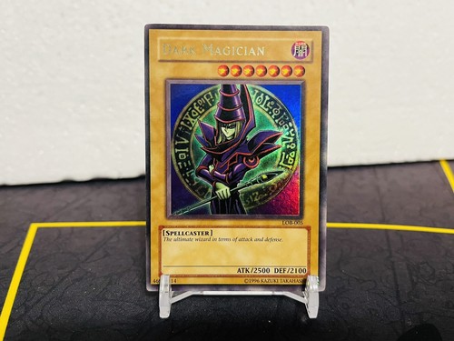 Dark Magician LOB-005 The Legend of Blue Eyes White Dragon Unlimited