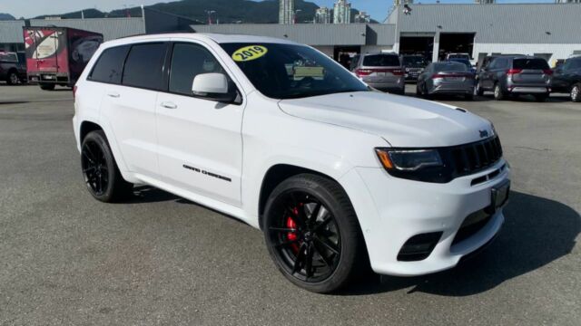 2019 Jeep Grand Cherokee SRT in Cars & Trucks in Burnaby/New Westminster - Image 2