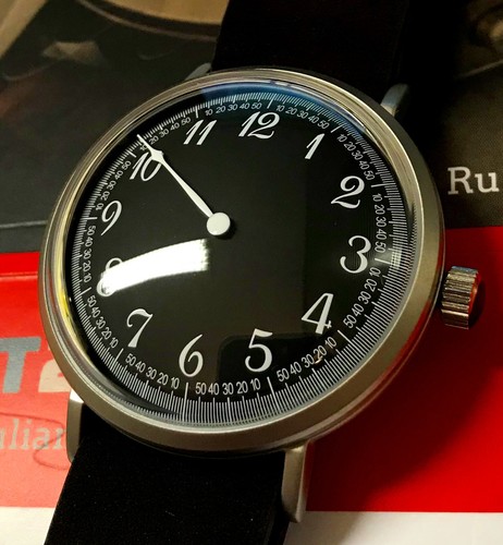 7982G-B Roter Stern Einzeigeruhr Solo / Red Star Single Hand Watch Solo - Picture 5 of 11