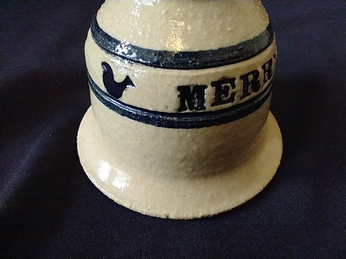 Artist Signed 5" Merry Christmas Bell Dated 1993 Studio Pottery - Picture 6 of 9