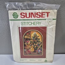 SUNSET STITCHERY VTG WONDERMENT of SANTA Christmas KIT #2086 16X20