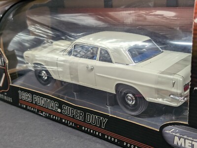 1/18 HIGHWAY61 ポンテアック テンペスト スーパーデューティ Highway 61 - 1963 Pontiac Super Duty 1:18 Scale. White With