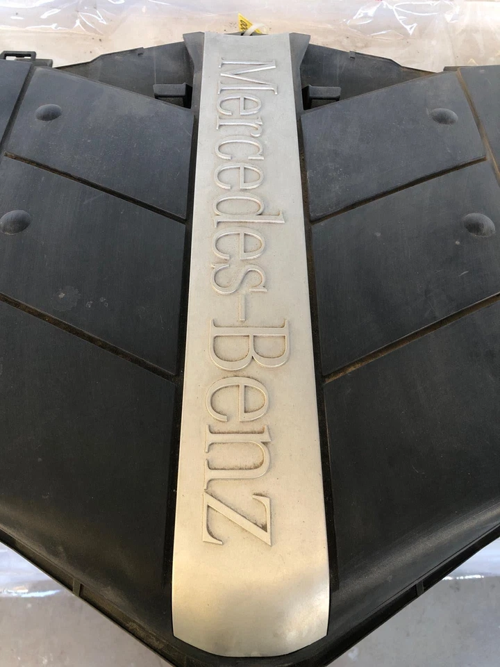 Mercedes Benz CLK 320C 1998-2005 cupé filtro de aire carcasa cubierta del motor Foto 2 de 4