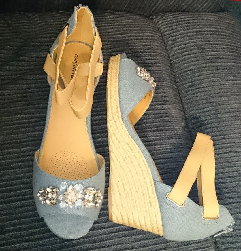 Comfortview denim zip back espadrilles, 3" wedge heel, Women's size 12WW Comfortview denim zip back espadrilles, 3