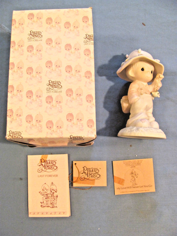 Precious Moments ( My Love Will Never Let You Go ) 1986 Figurine 103497 with BOX