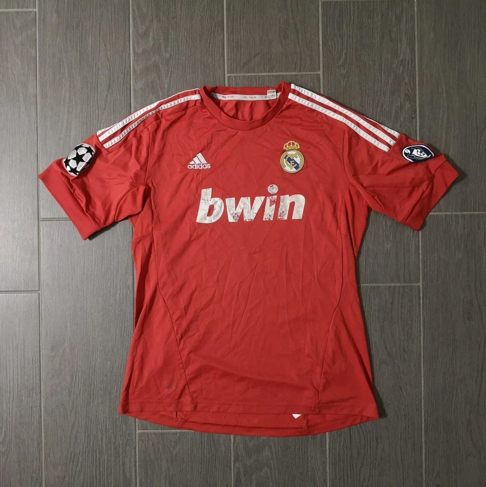 Real Madrid Kaka 8 Vintage Retro 2011/12 Trikot Größe: M Fußball Adidas Pashanim