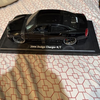 JADA DUB 2006 DODGE CHARGER R/T TRIPLE BLACK 1:24 DIECAST MODEL CAR - NEW
