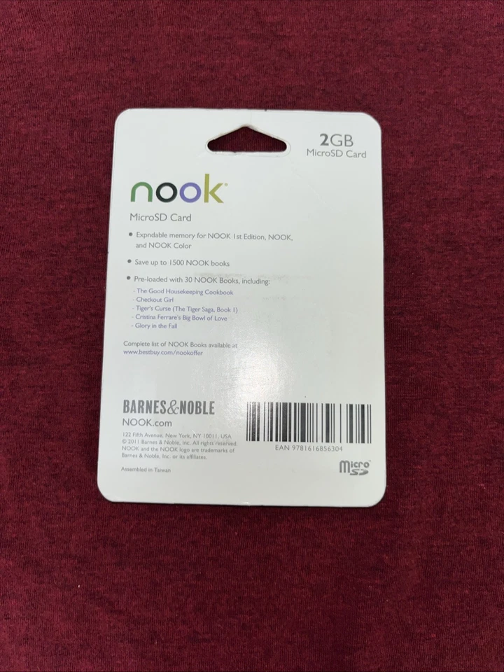 NEW Barnes & Noble Nook 2GB microSD card with 30 preloaded eBooks SEALED - Image 2 of 2