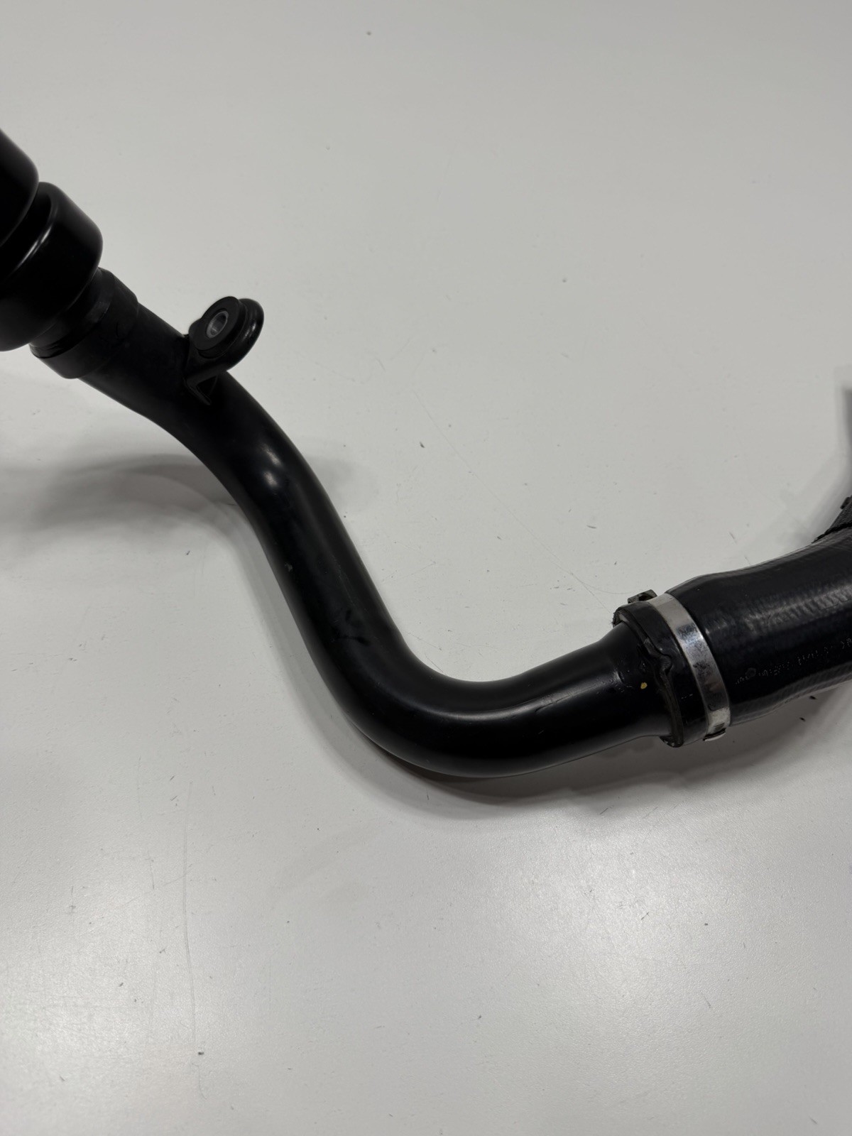 Maserati Quattroporte 2014-2021 Right Hose pipe