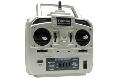 Futaba 4YFG - 4 Kanal 2.4G FHSS (Dry) & R2004GF Combo