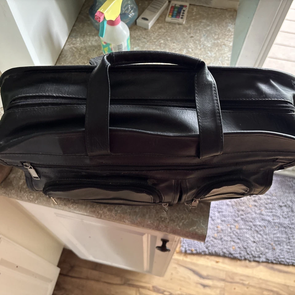 Black  Leather Carrying Bag With 6 Compartments And Shoulder Strap — 第 3/4 张图片