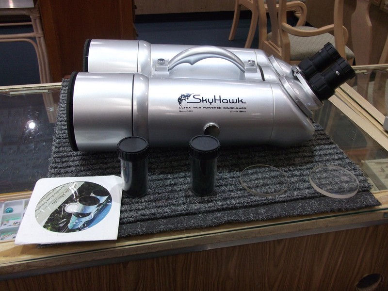 SkyHawk 9600 Ultra High-Powered Binoculars 25x/40x 100mm
