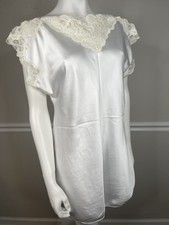 VTG Tom Bezduda Barad  Co Womens Size small White Satin lace Nightgown chemise