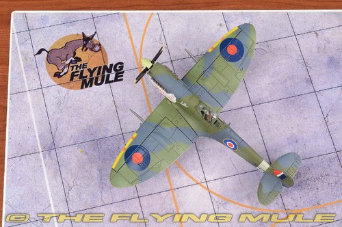 Forces of Valor 1:72 Spitfire Mk IX USAAF Gustav Lundquist Tolly Hello - Picture 7 of 8