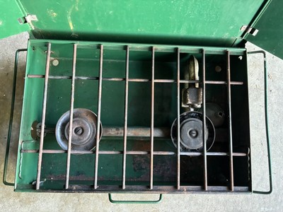 Vintage Coleman 2 Burner Camp Cook Stove Model 425B for sale 
