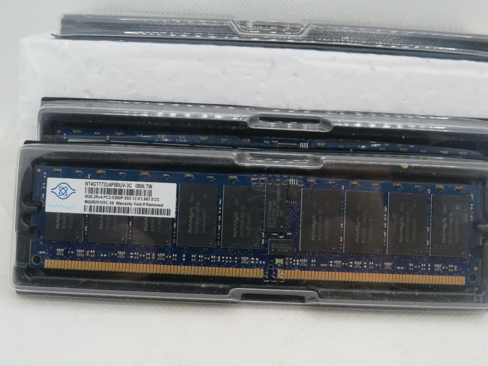 4 x Nanya Dual Rank Memory Module NT 4GTT72U4PBOUV-3C 4GB Untested - Image 4 of 4