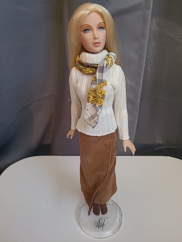 EDITOR IN CHIEF Madame Alexander Puppe 2000 Jahre "Alex" 15 Zoll