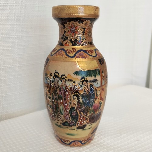 Vtg Satsuma Vase Japanese Porcelain Geisha Gigures Raised Gold ~6 In Eastern - Picture 2 of 12