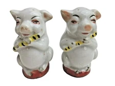 Vintage Pigs Playing Flute Musical Instrument Salt and Pepper Shakers Japan 