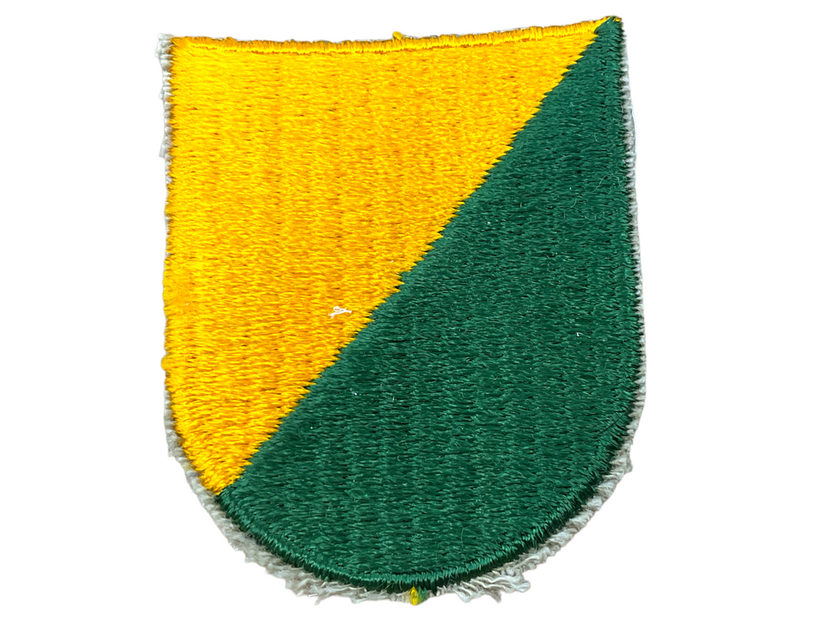 US Army Special Forces Airborne Beret Flash Yellow Green