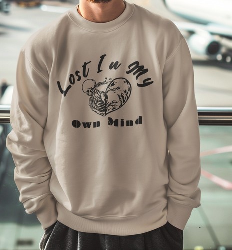 Sudadera Lost in My Own Mind Broken Heart, diseño acogedor y reflexivo - Imagen 2 de 19