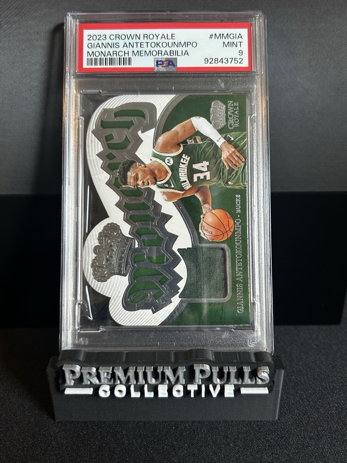 2023 Crown Royale Giannis Antetokounmpo Monarch Patch PSA 9 Milwaukee Bucks view 3