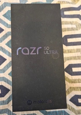 Motorola Razr 50 Ultra 5G entsperrt 12GB / 256GB Midnight Blue