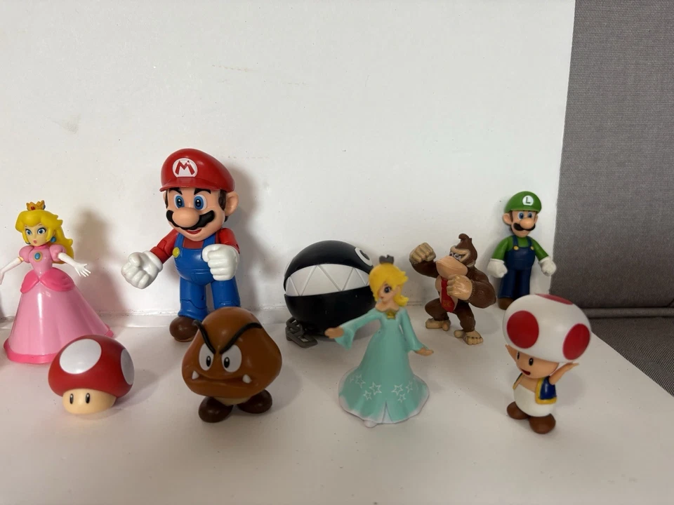 Lote de figuras Nintendo Super Mario World - Mario, Luigi, Toad, Yoshi, etc. 17 piezas Foto 3 de 4
