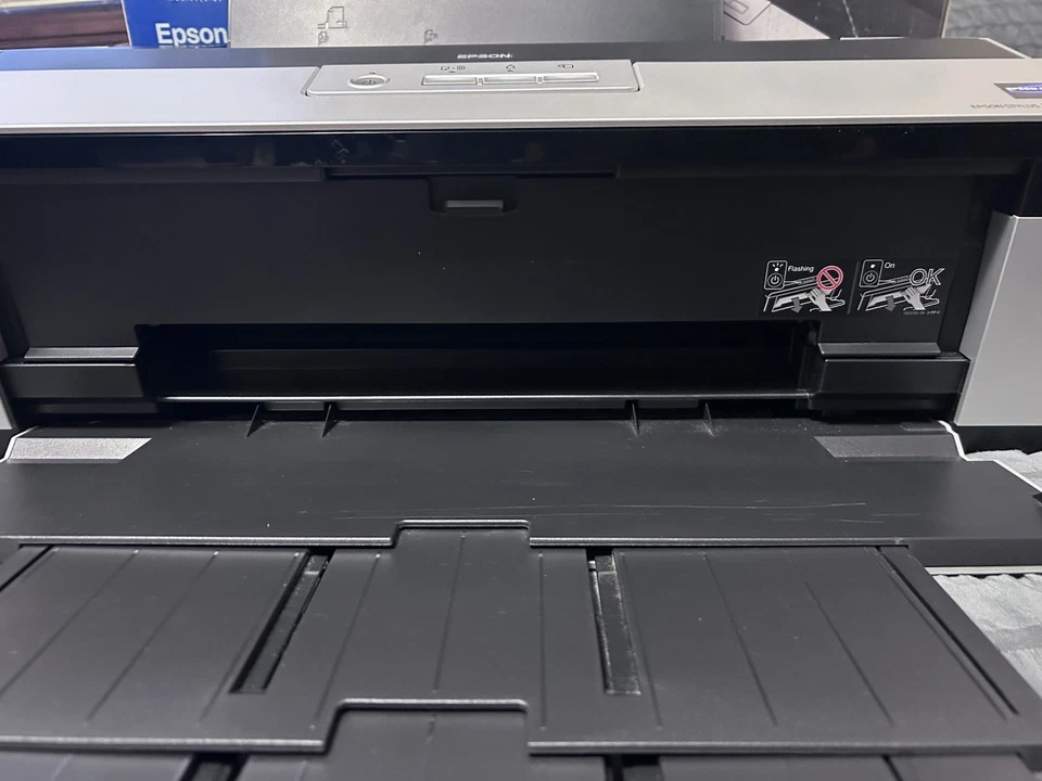 Epson Stylus Photo R2880 Wide Photo Printer For Parts or Repair Read - Image 3 of 4