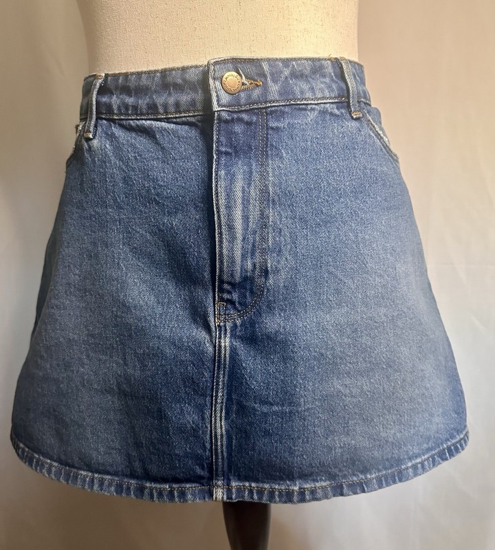 Wrangler Medium Wash Denim Mini Skirt 14 Classic Western Rodeo Cowgirl Festival