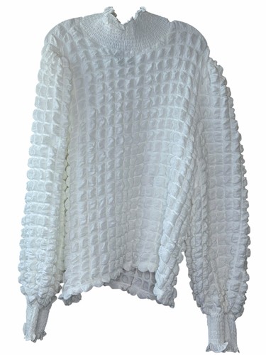 YAYA CLUB Size large TOP W