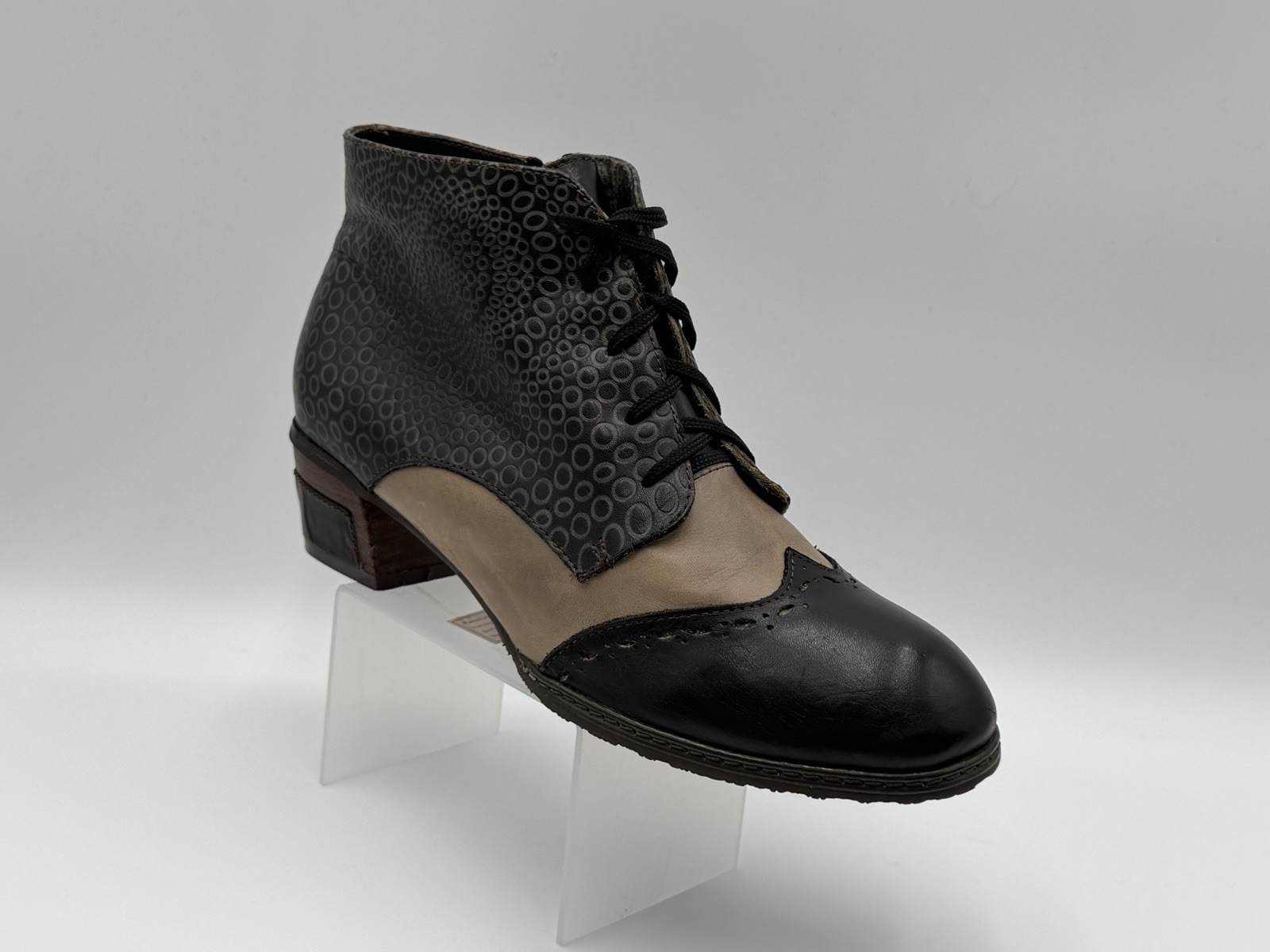 Spring Step L’Artiste Women’s Size 9.5-10US/41 EU leather Boots With Zipper