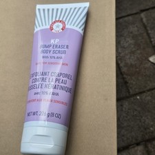 First Aid Beauty KP Bump Eraser Body Scrub 10 AHA Sensitive Skin 8 oz