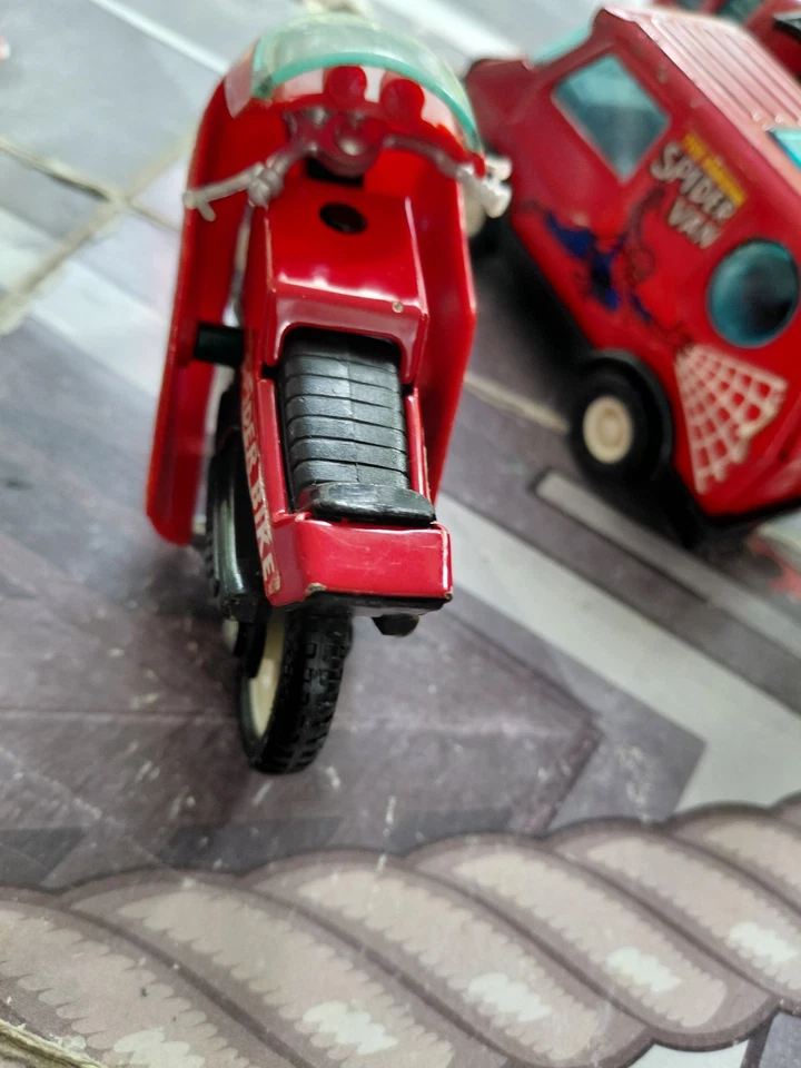 Vintage 1984 Spider-Man Toys Helicopter Van Motorcycle Secret Wars Lot Buddy L - image 4 of 4