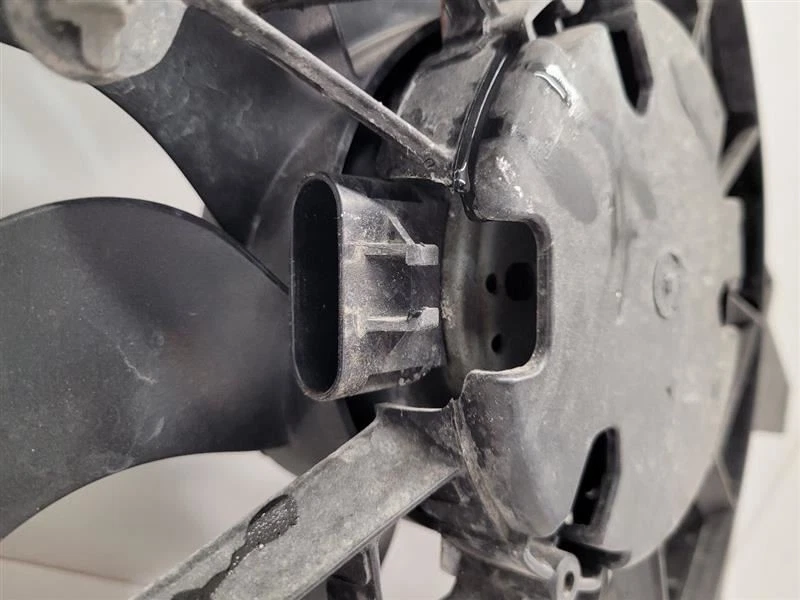 2005-2010 CHEVROLET COBALT Radiator Fan Motor Fan Assembly 20824475 - Изображение 2 из 4