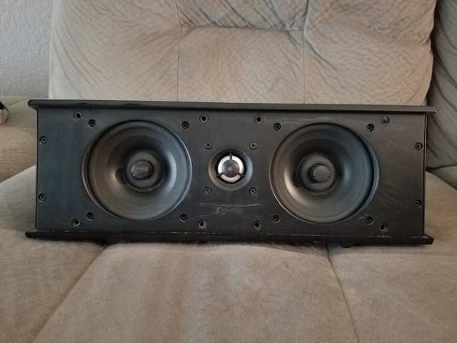 definitive technology 1000 center