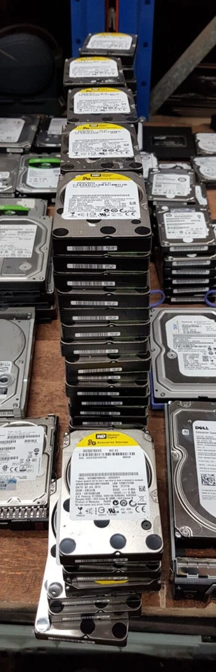 WESTERN DIGITAL WD9001BKHG 900GB 2.5" Internal SAS HDD CCTV DVR iMAC (OFFERS OK) - Image 2 of 2