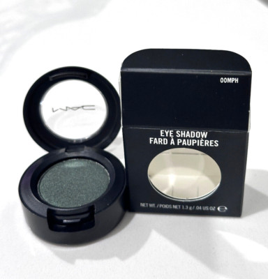 MAC Eye Shadow OOMPH