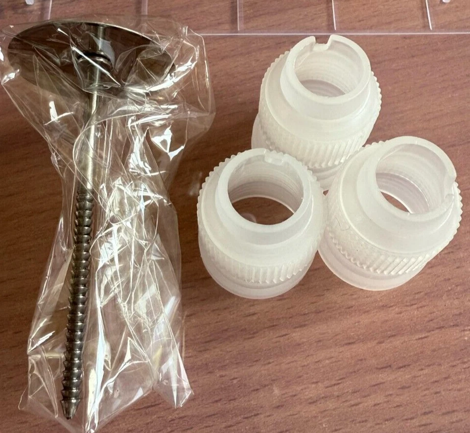 Cake Decorating Kit - Piping Bags, Nozzles, Brushes, and Accessories Full set - Image 4 of 4