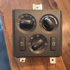 VOLVO/BEHR HVAC A/C Climate Control Module 21326142