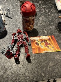 Bionicle Metru Set of 6 : 8601 8602 8603 8604 8605 8606 w/Canisters & 2 Manuals