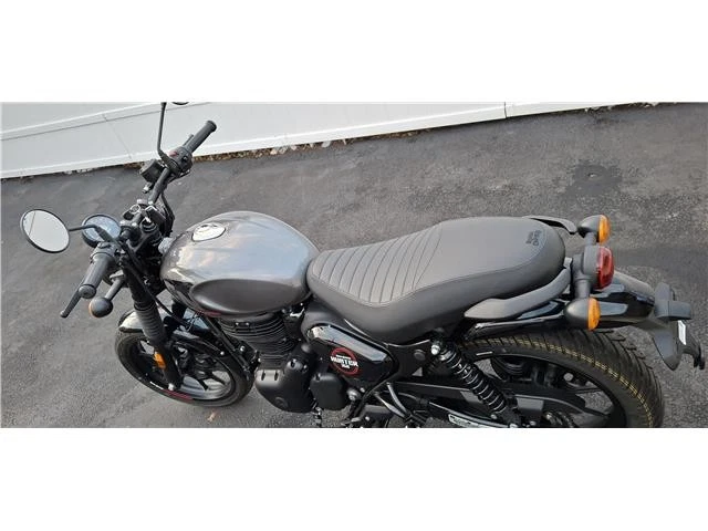 Royal Enfield Hunter 350 2023 Foto 4 de 4