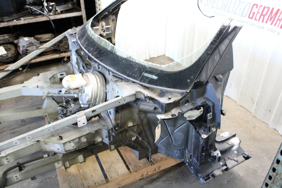 2008-2015 Audi R8 Front Frame Rail Apron Radiator Support damaged OEM Used Foto 3 de 4