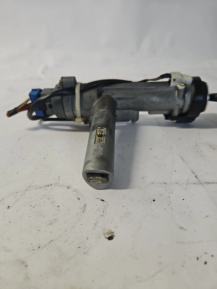 01-05 Hyundai XG300 XG350 Interruptor de bloqueo de encendido Carcasa y conjunto de llaves OEM Foto 3 de 4